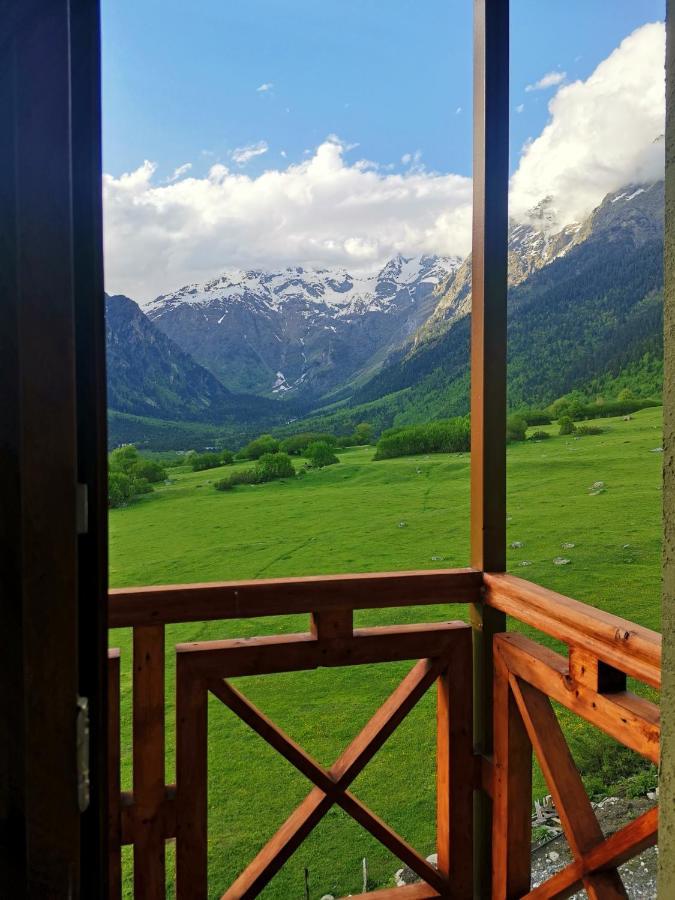 Hotel Lamala Mazeri エクステリア 写真