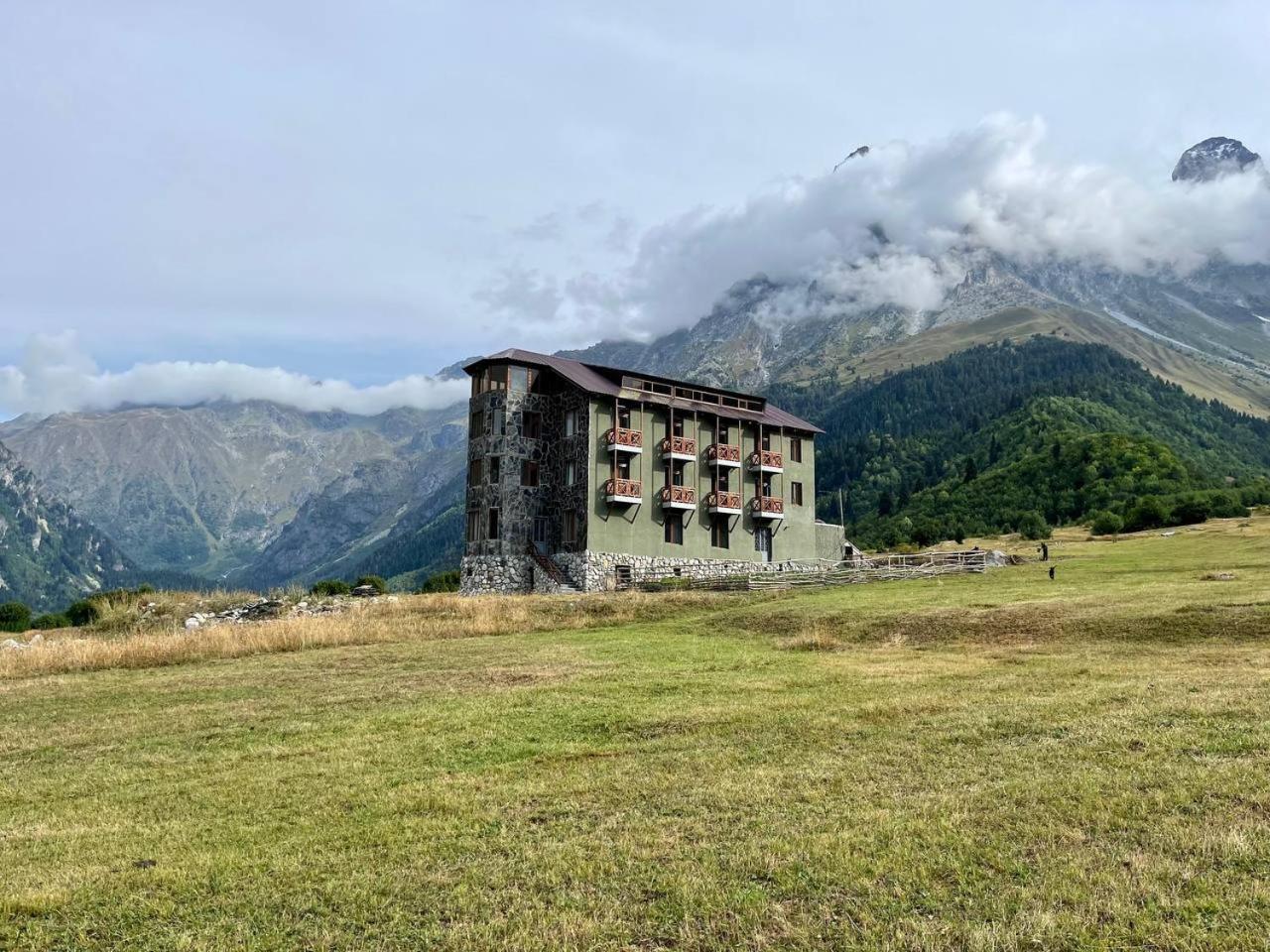 Hotel Lamala Mazeri エクステリア 写真
